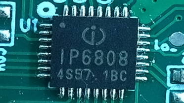 诺芯盛科技提供一款15W大功率27mm远距离无线充电发射方案设计IP6808芯片