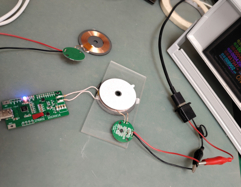 15w的无线充电器是多少伏