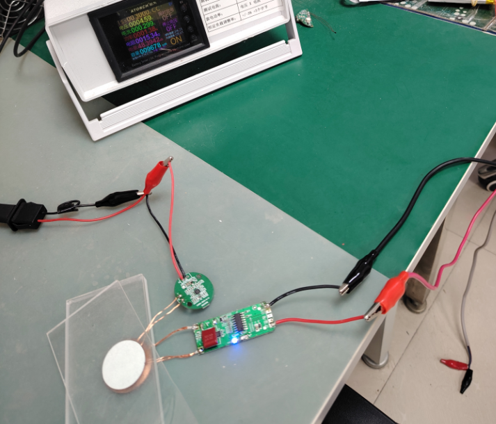 无线充电中间隔着塑料还能充吗